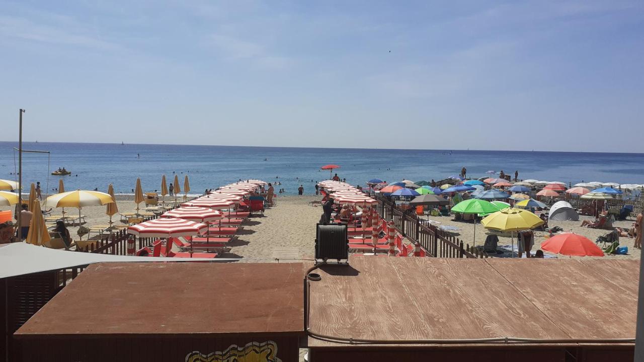 La Casa Di Pepe Apartment Pietra Ligure Ngoại thất bức ảnh