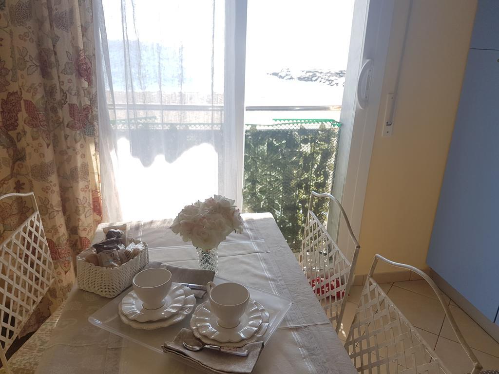 La Casa Di Pepe Apartment Pietra Ligure Ngoại thất bức ảnh